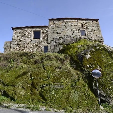 Casa Do Penedo Nogueira do Cravo